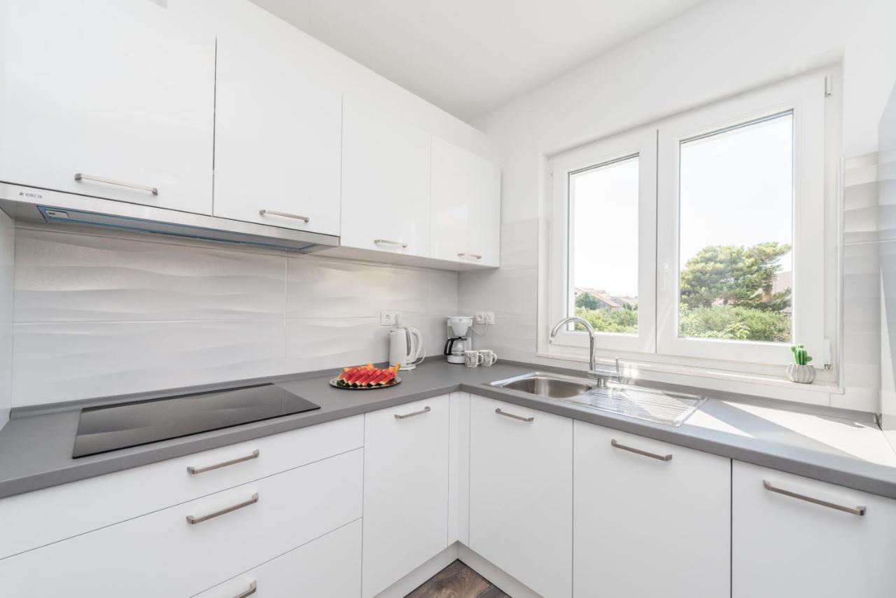 Apartments Janice Pakoštane Kültér fotó