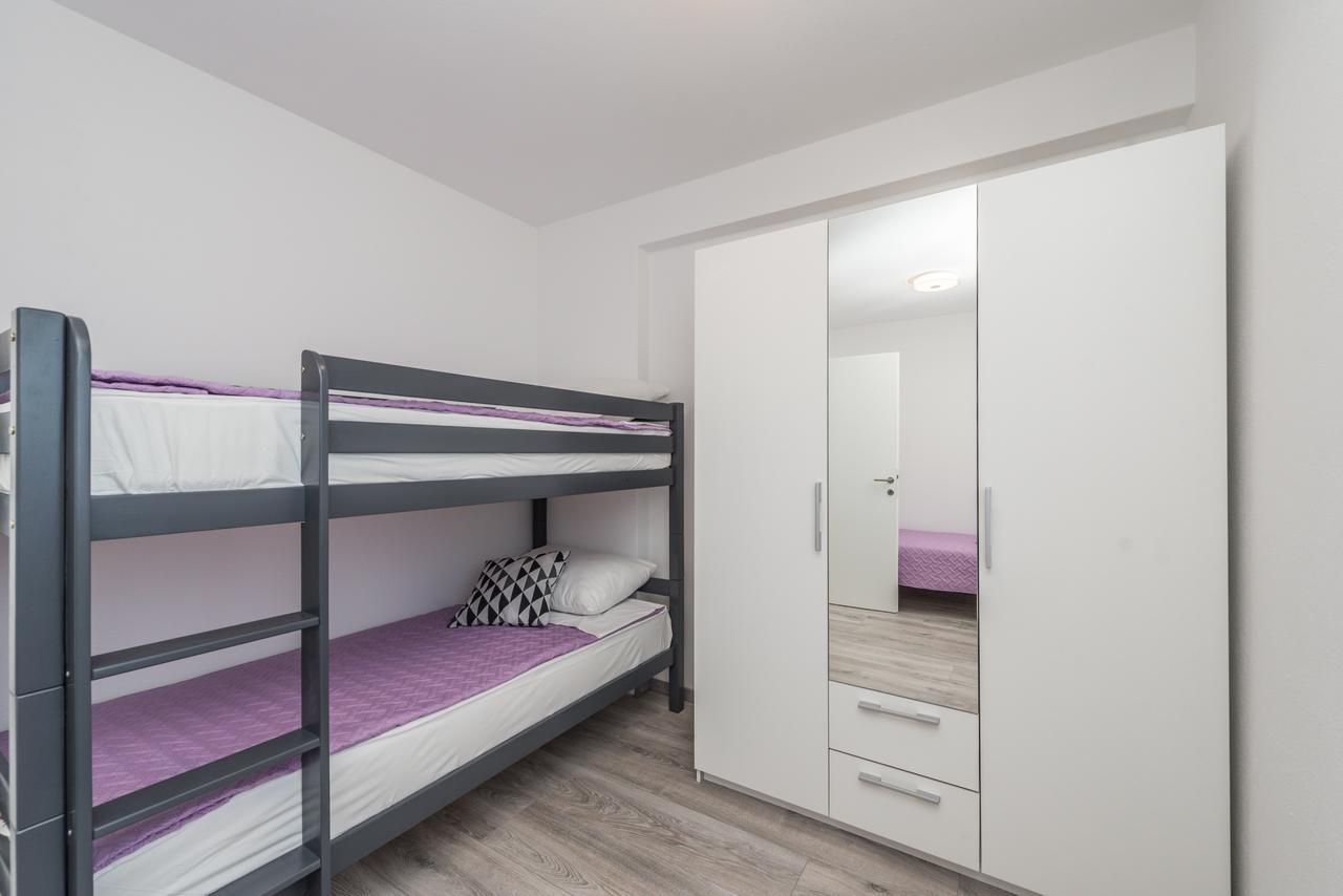 Apartments Janice Pakoštane Kültér fotó