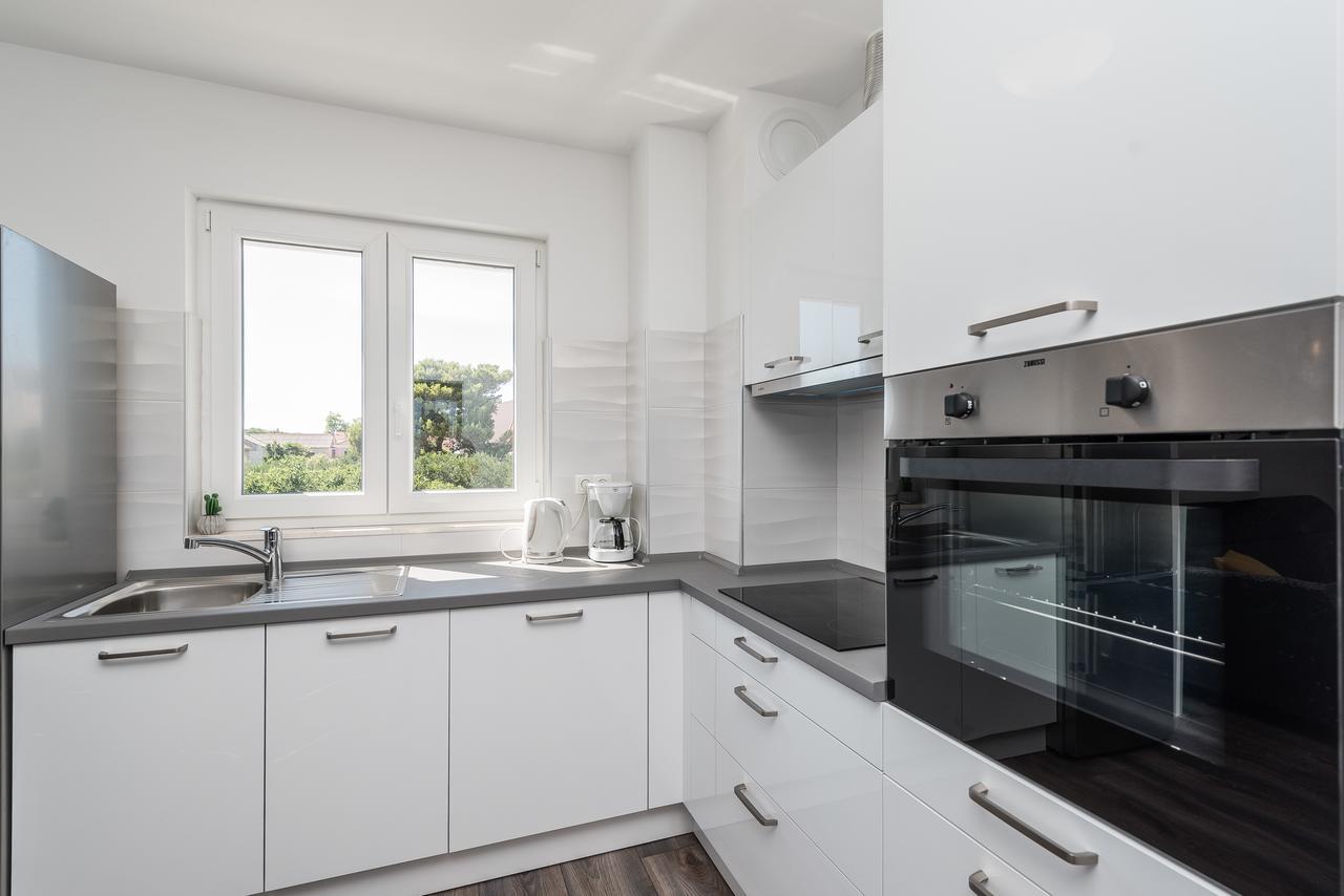 Apartments Janice Pakoštane Kültér fotó